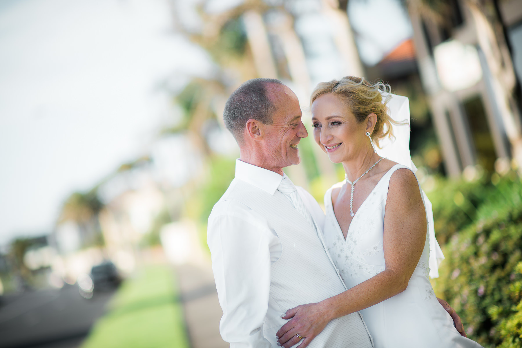 Wedding at the Brighton Savoy couple