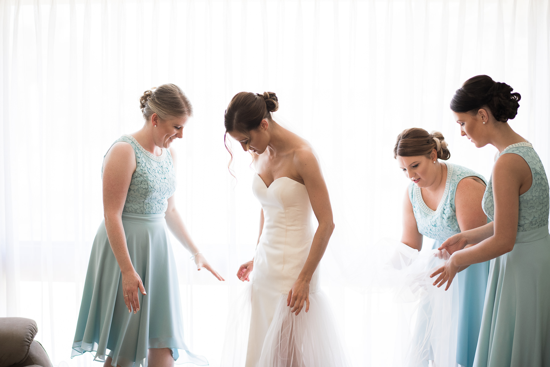 Leonda by the Yarra wedding fun girls