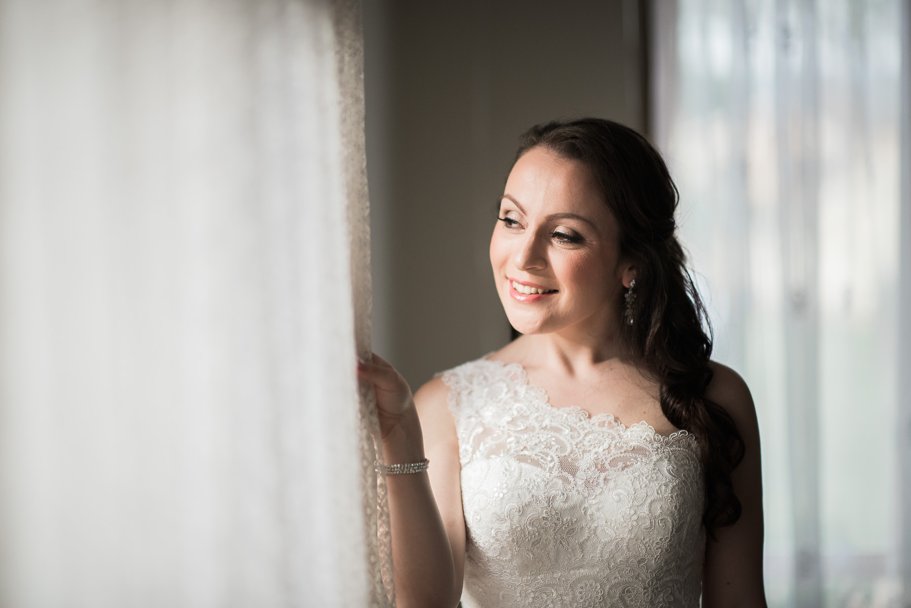 Brighton Savoy wedding day bride