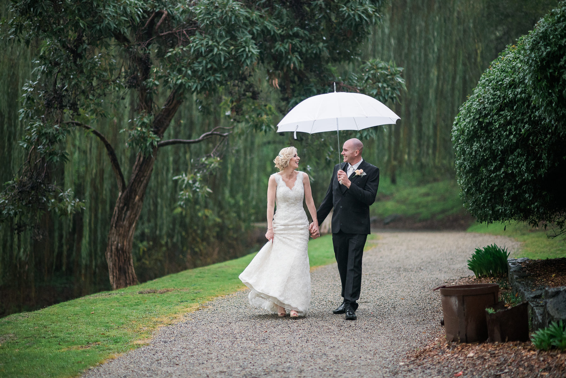 Wedding at Inglewood Estate raining
