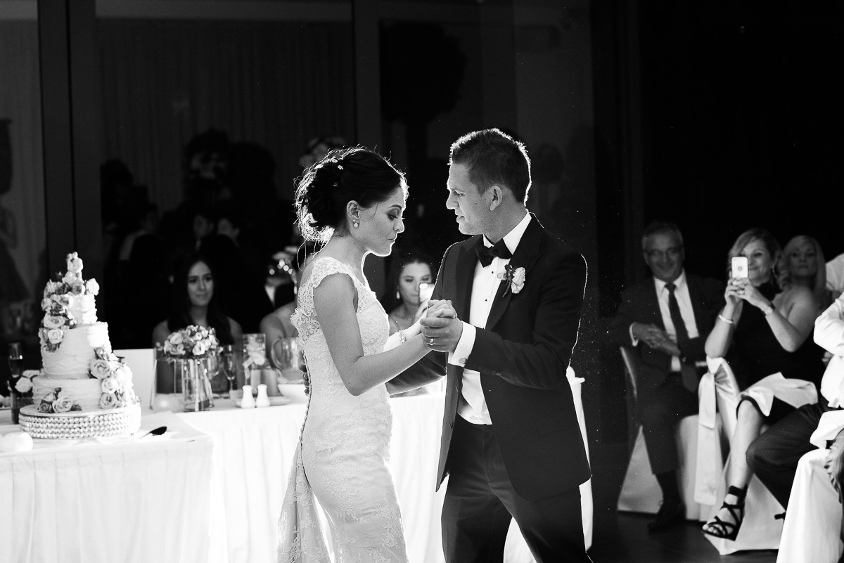 Wedding Leonda by the Yarra